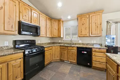 11178 S Via Bonito Dr, South Jordan, UT 84095 - Photo 11