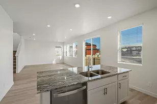 892 N 260 E, Santaquin, UT 84655 - Photo 3