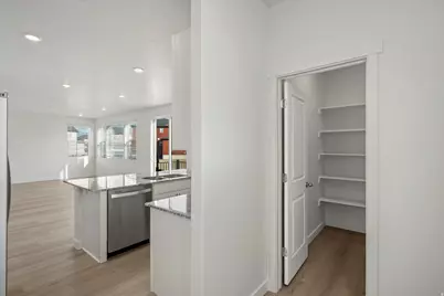 892 N 260 E #202, Santaquin, UT 84655 - Photo 23