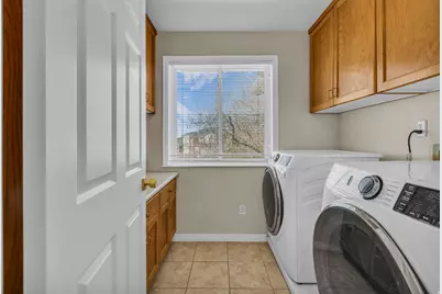 882 E Windsor Ln N, Kaysville, UT 84037 - Photo 27