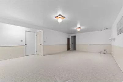 1954 N 2600 E, Layton, UT 84040 - Photo 23