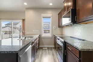 644 S Peachtree Ln E, Saratoga Springs, UT 84045 - Photo 7