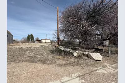 15 N 400 W, Ferron, UT 84523 - Photo 3