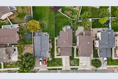 1898 W Pointe Loop, Lehi, UT 84048 - Photo 33