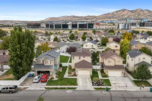 1898 W Pointe Meadow Loop, Lehi, UT 84048 - Photo 27