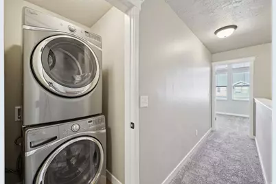 420 N Main St #22, Kaysville, UT 84037 - Photo 17