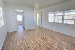 732 W Mt Tuscarora Dr, Taylorsville, UT 84123 - Photo 3