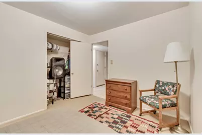 4797 S 2124 E, Holladay, UT 84117 - Photo 17