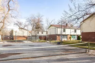 6066 S 2075 E, Holladay, UT 84121 - Photo 13