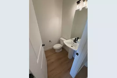279 W 690 N, Smithfield, UT 84335 - Photo 7