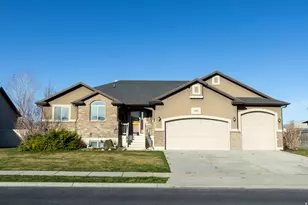 5645 S 4525 W, Hooper, UT 84315 - Photo 1