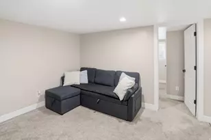 2102 S Harrison Blvd E, Ogden, UT 84401 - Photo 29