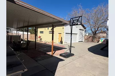 837 E Daisy St S, Sandy, UT 84094 - Photo 5