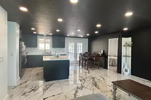 837 E Daisy St S, Sandy, UT 84094 - Photo 9