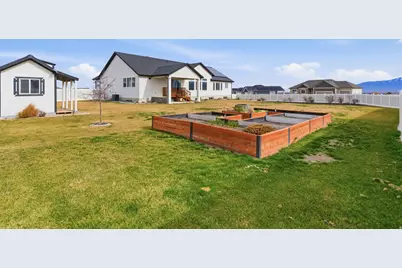 511 W Trejo Ridge Cir, Grantsville, UT 84029 - Photo 61