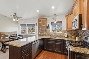 1320 E Woodhill Circle, Sandy, UT 84092 - Photo 9