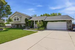 1320 E Woodhill Circle, Sandy, UT 84092 - Photo 1