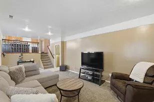 1320 E Woodhill Circle, Sandy, UT 84092 - Photo 25