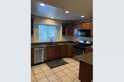 361 W 1560 N, Lehi, UT 84043 - Photo 7