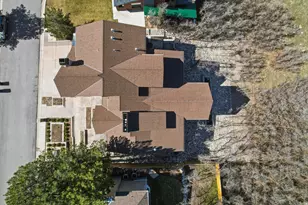 3205 E Danish Way, Cottonwood Heights, UT 84121 - Photo 47