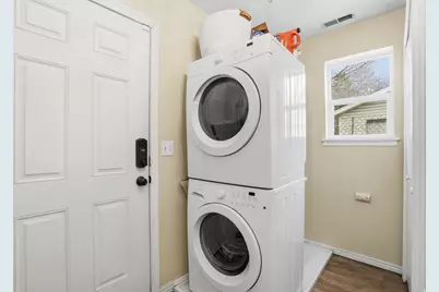 1190 W 400 S, Salt Lake City, UT 84104 - Photo 9