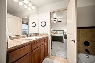 290 W Buena Blvd, Washington, UT 84780 - Photo 21