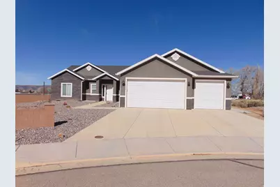256 S 1175 W, Parowan, UT 84761 - Photo 1