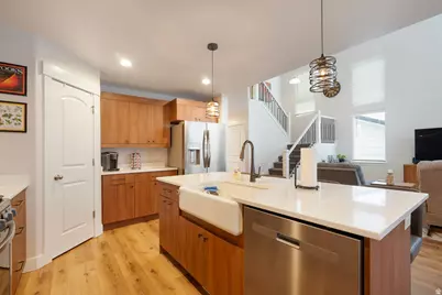 4143 W Gate Keeper Dr, Herriman, UT 84096 - Photo 5