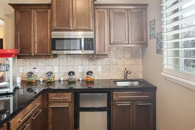 2068 S 140 W, Orem, UT 84058 - Photo 33