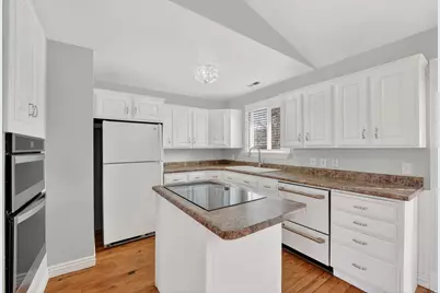 1275 W 8830 S, West Jordan, UT 84088 - Photo 9