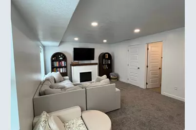 6135 N Boulter Peak Ln, Eagle Mountain, UT 84005 - Photo 27