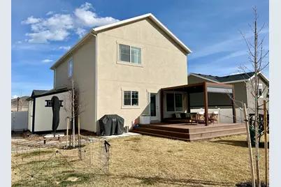 6135 N Boulter Peak Ln, Eagle Mountain, UT 84005 - Photo 33