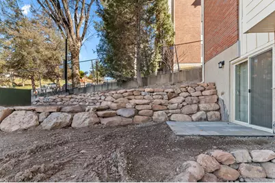 1032 E 400 S #207B, Salt Lake City, UT 84102 - Photo 17