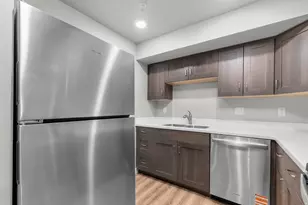 1032 E 400 S, Salt Lake City, UT 84102 - Photo 5