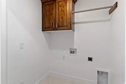 3142 N 1675 E, Layton, UT 84040 - Photo 19