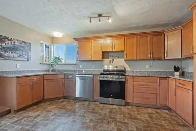 5906 W Jargon Way S, Salt Lake City, UT 84118 - Photo 9