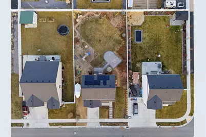 7884 N Seabiscuit Rd, Eagle Mountain, UT 84005 - Photo 31