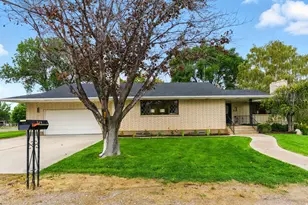 715 N 400 E, Nephi, UT 84648 - Photo 3