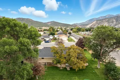 715 N 400 E, Nephi, UT 84648 - Photo 13