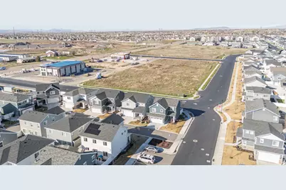3922 S 2950 W, West Haven, UT 84401 - Photo 37