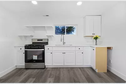 3055 S Dennis Cir, West Valley, UT 84120 - Photo 11