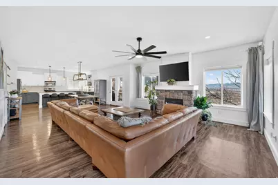 660 E 1250 S, Providence, UT 84332 - Photo 3