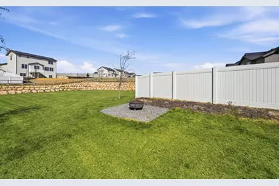 13012 S Twisted Oak Dr, Herriman, UT 84096 - Photo 35