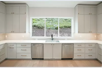 10135 E Clubhouse Rd, Heber City, UT 84032 - Photo 9