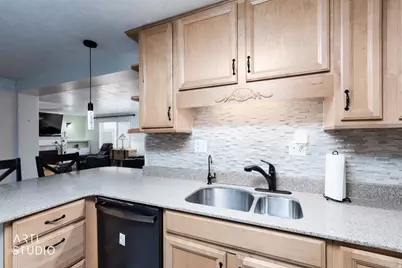 915 Hislop Dr, Ogden, UT 84404 - Photo 15