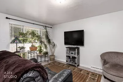 915 Hislop Dr, Ogden, UT 84404 - Photo 9