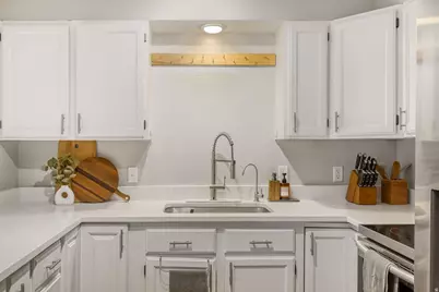 2744 S 2855 W, West Valley, UT 84119 - Photo 7