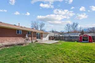 876 E Chariot Dr, Sandy, UT 84094 - Photo 25