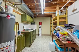 876 E Chariot Dr, Sandy, UT 84094 - Photo 23