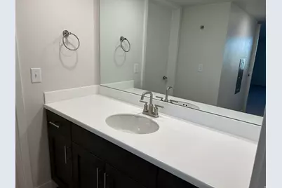 1032 E 400 S #602 B, Salt Lake City, UT 84102 - Photo 9